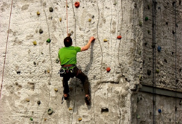 Arrampicata sportiva: guida per capire come iniziare